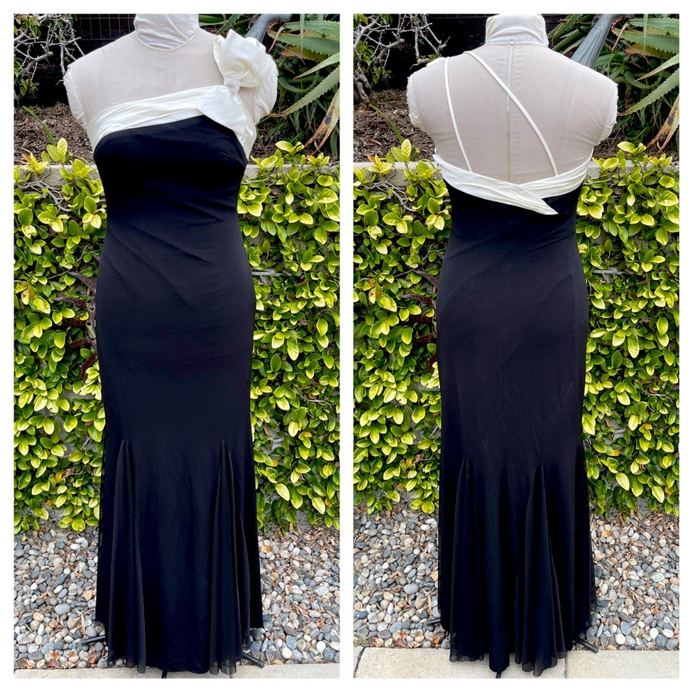 NEW Cache 90s one shoulder evening gown